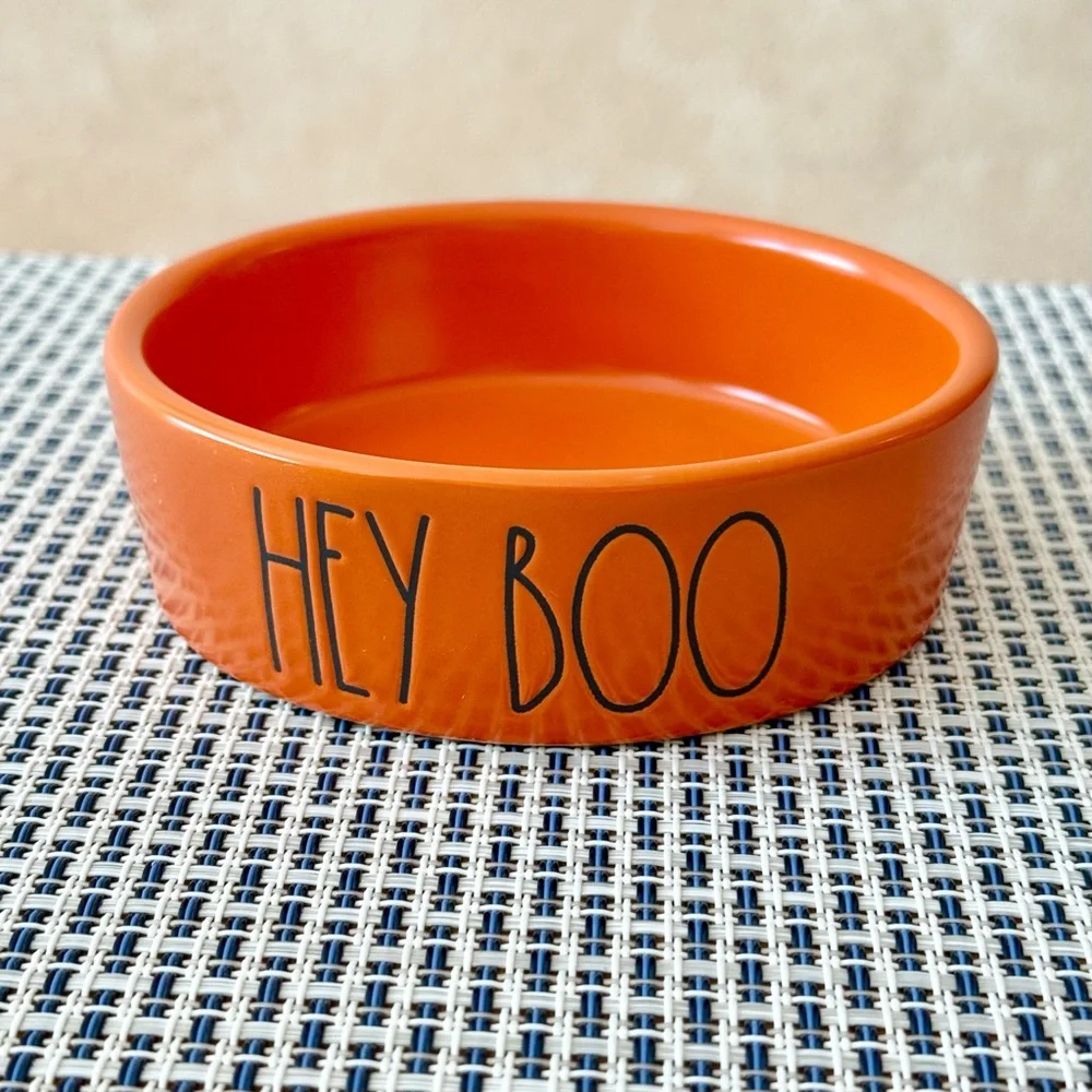 Rae Dunn Halloween HEY BOO Orange Small Pet Bowl BRAND NEW!!